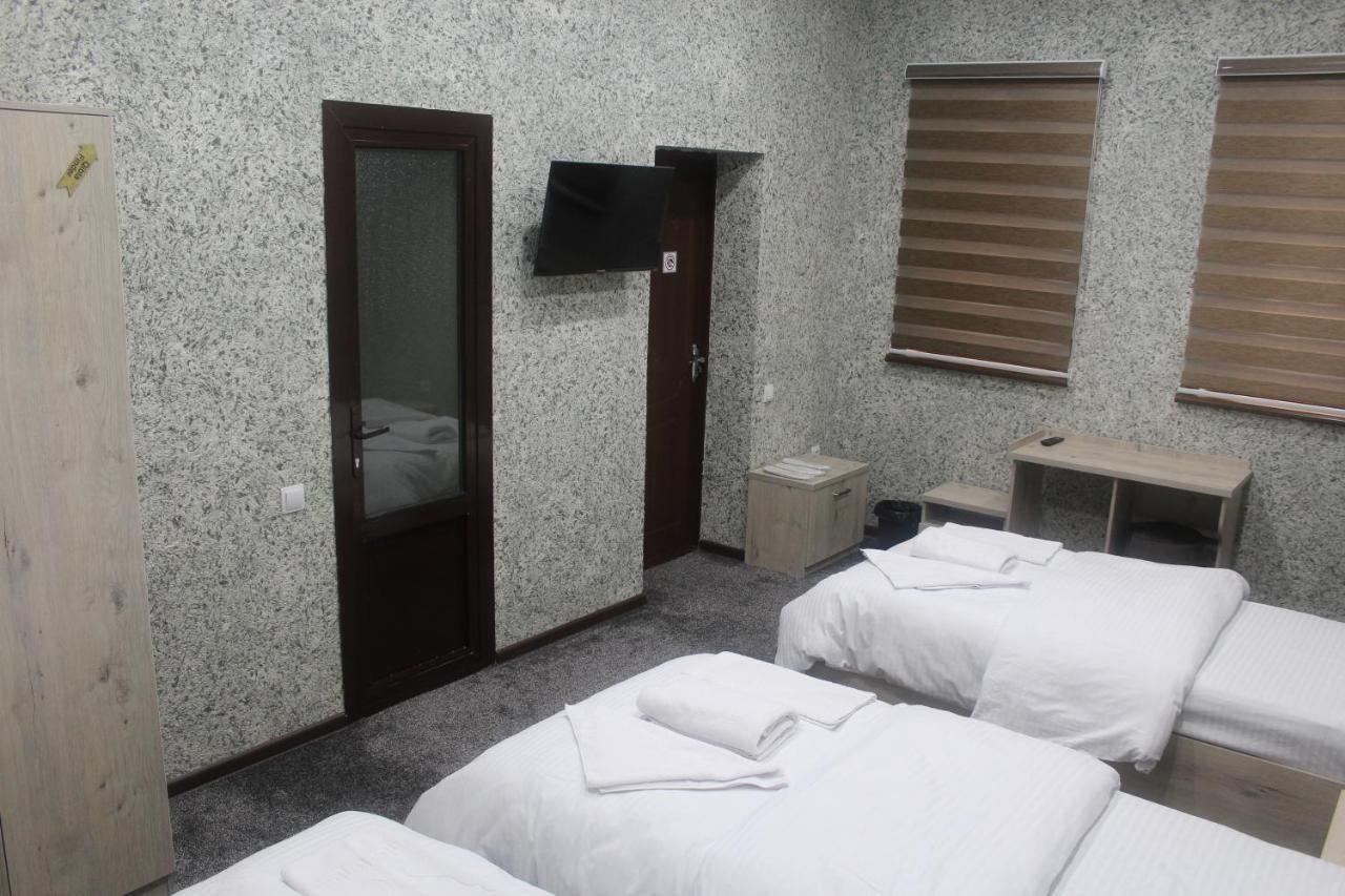 Taxtapul Hotel Ташкент Екстериор снимка
