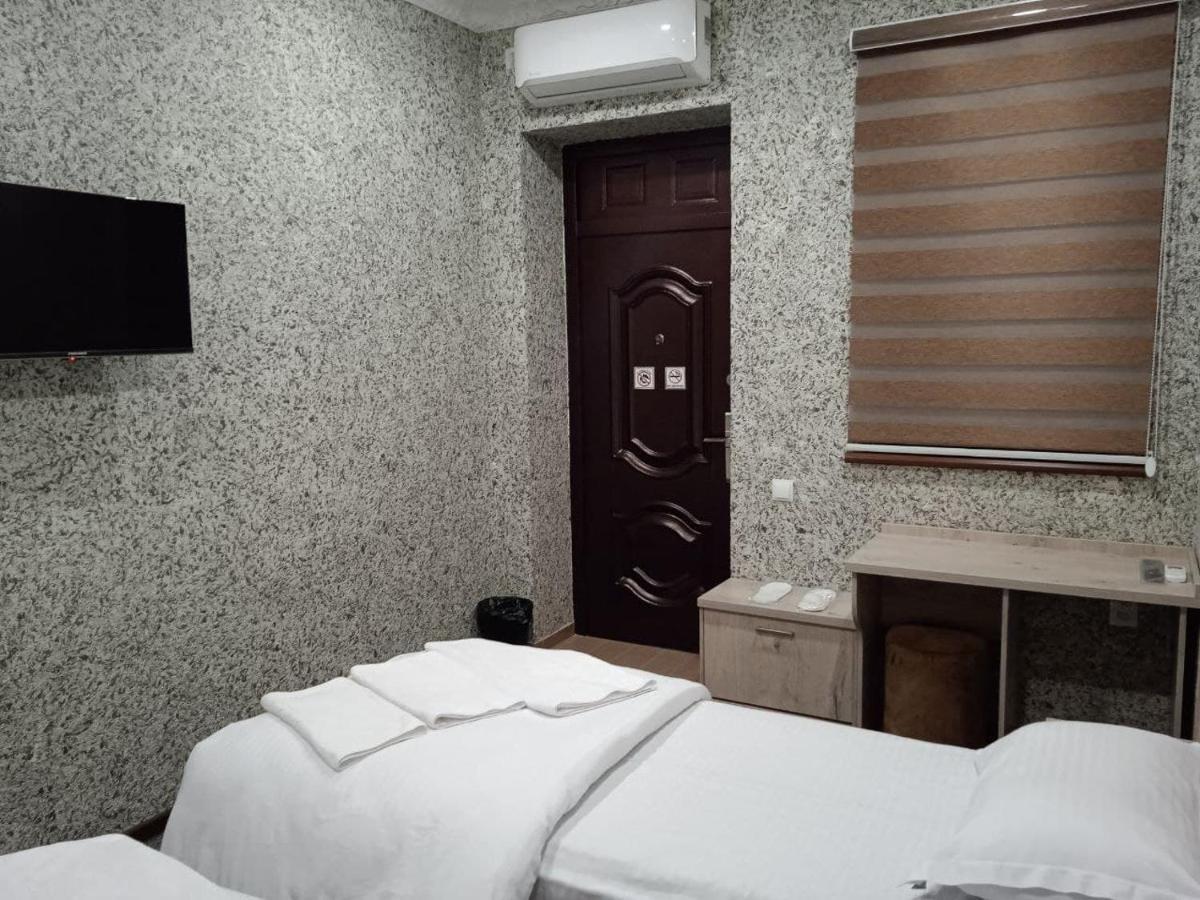 Taxtapul Hotel Ташкент Екстериор снимка