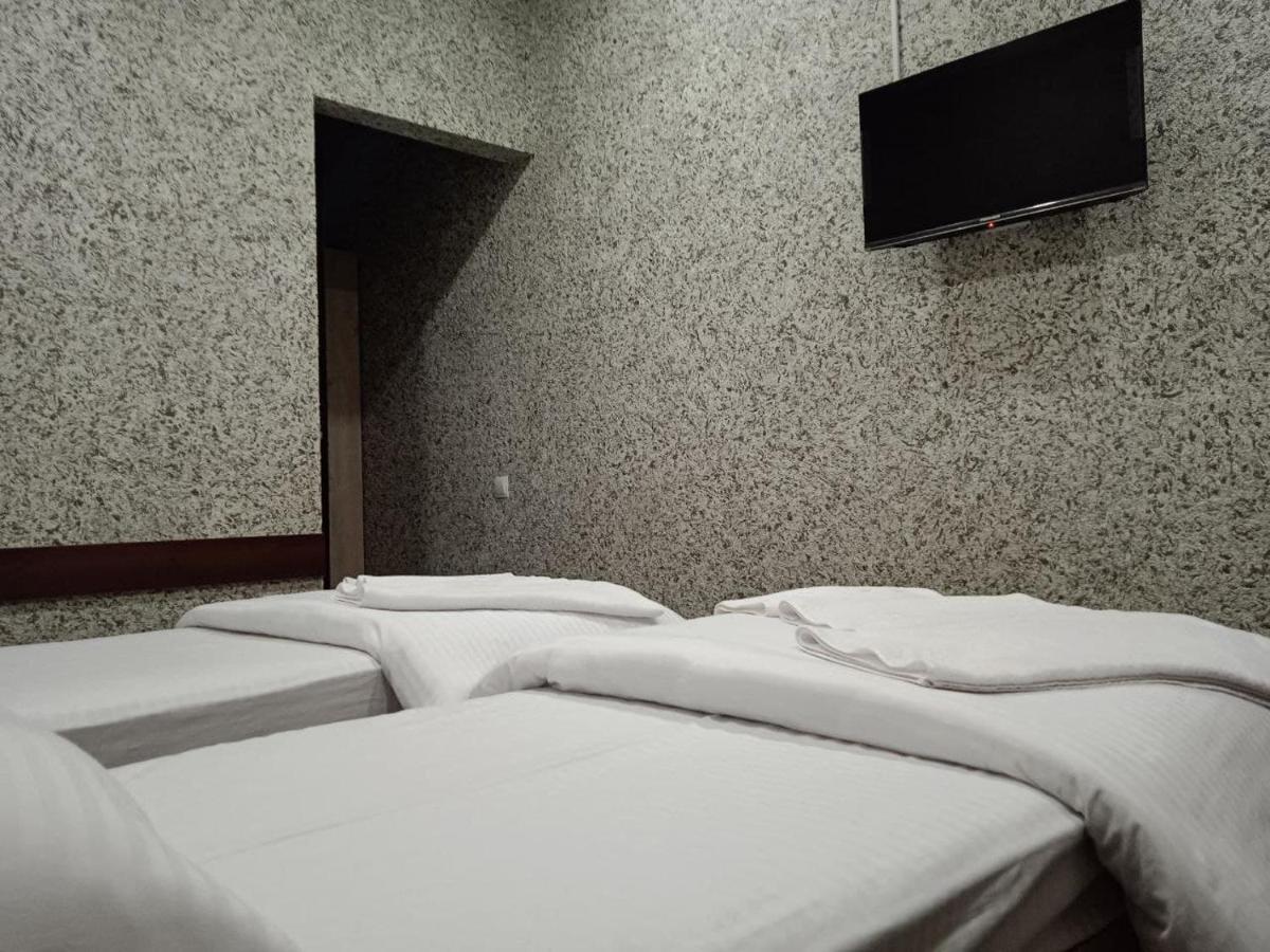 Taxtapul Hotel Ташкент Екстериор снимка